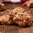 Gewürz-Kekse mit gebrannten Mandeln